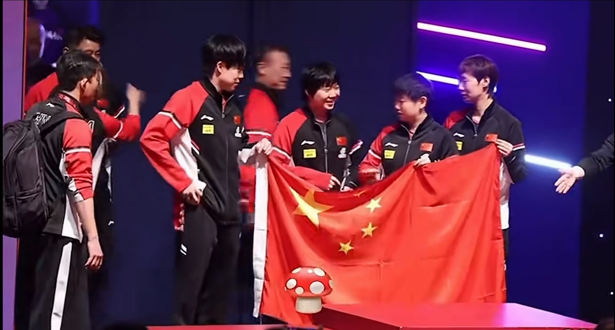 勇者之战！两支球队争夺胜利，比赛压轴上演的简单介绍